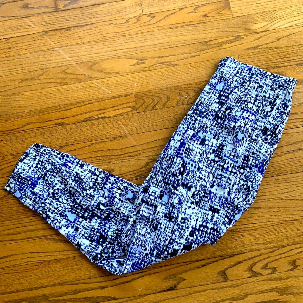 Woman pants - Picture 3 of 3